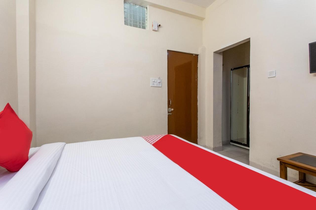 Oyo 18571 Ashoka Resort Indore Exterior foto